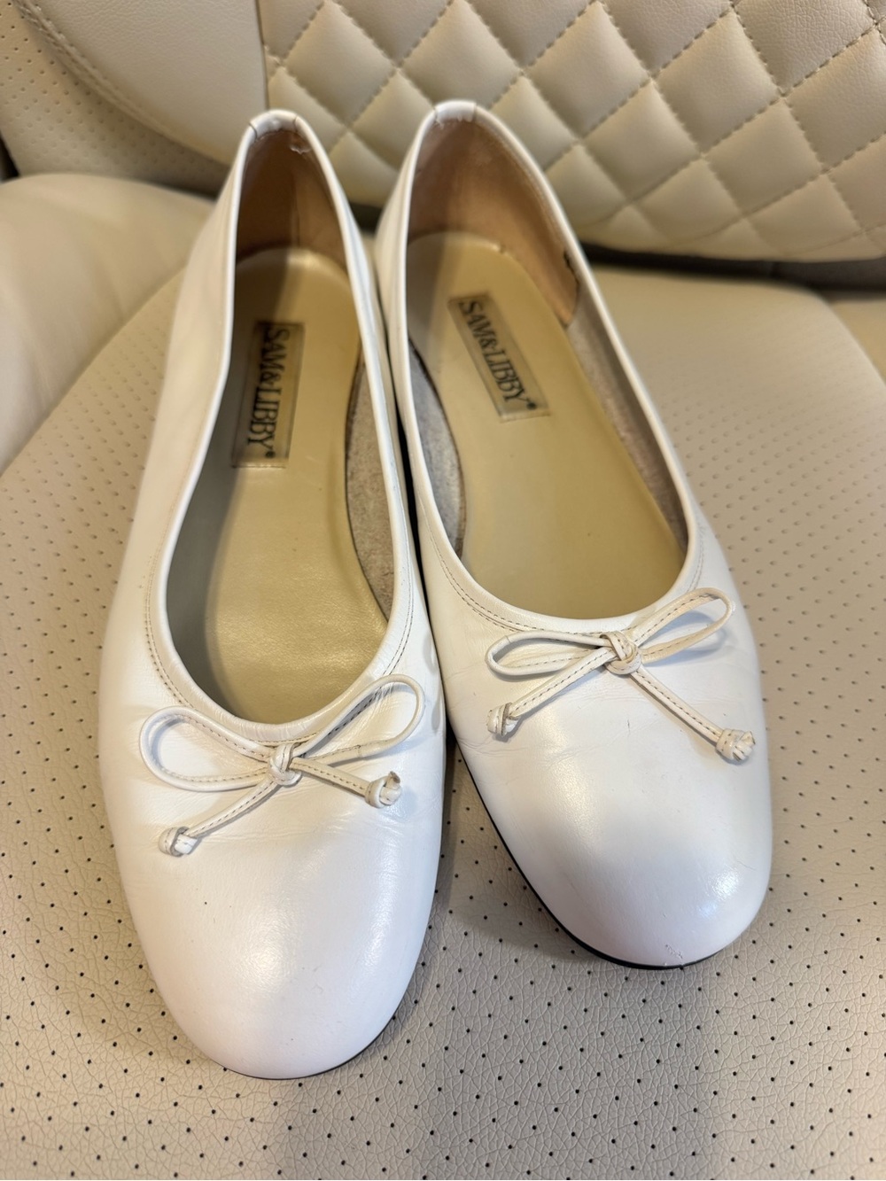 Sam & Libby White Leather Ballet Flats Women’s Size 10M Bow Detail